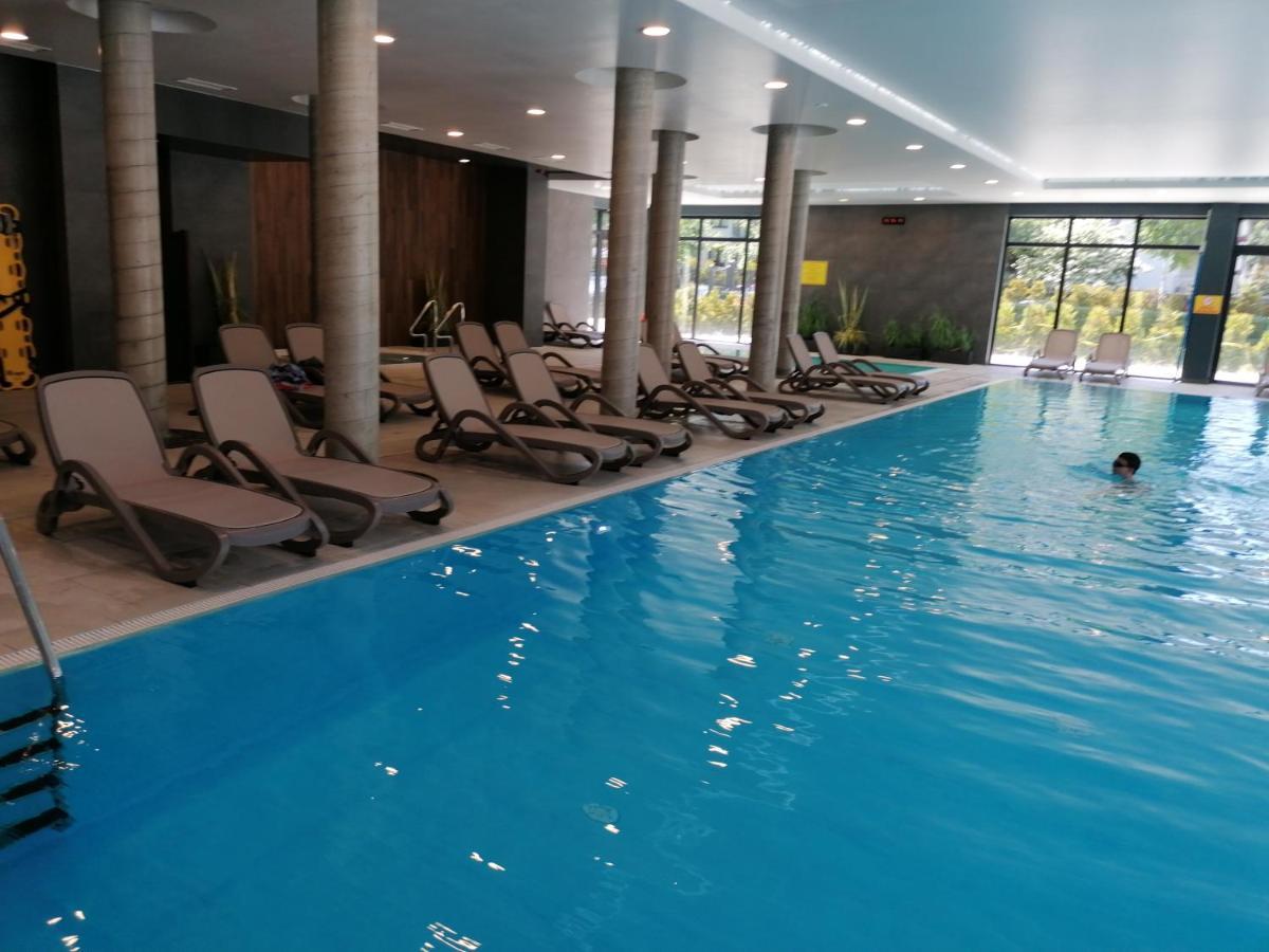 Morze Kolobrzeg Basen Kryty Apartment Exterior foto