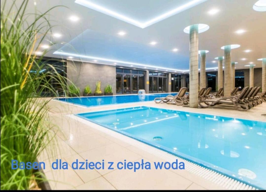Morze Kolobrzeg Basen Kryty Apartment Exterior foto