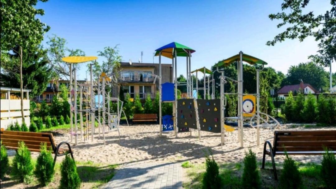 Morze Kolobrzeg Basen Kryty Apartment Exterior foto