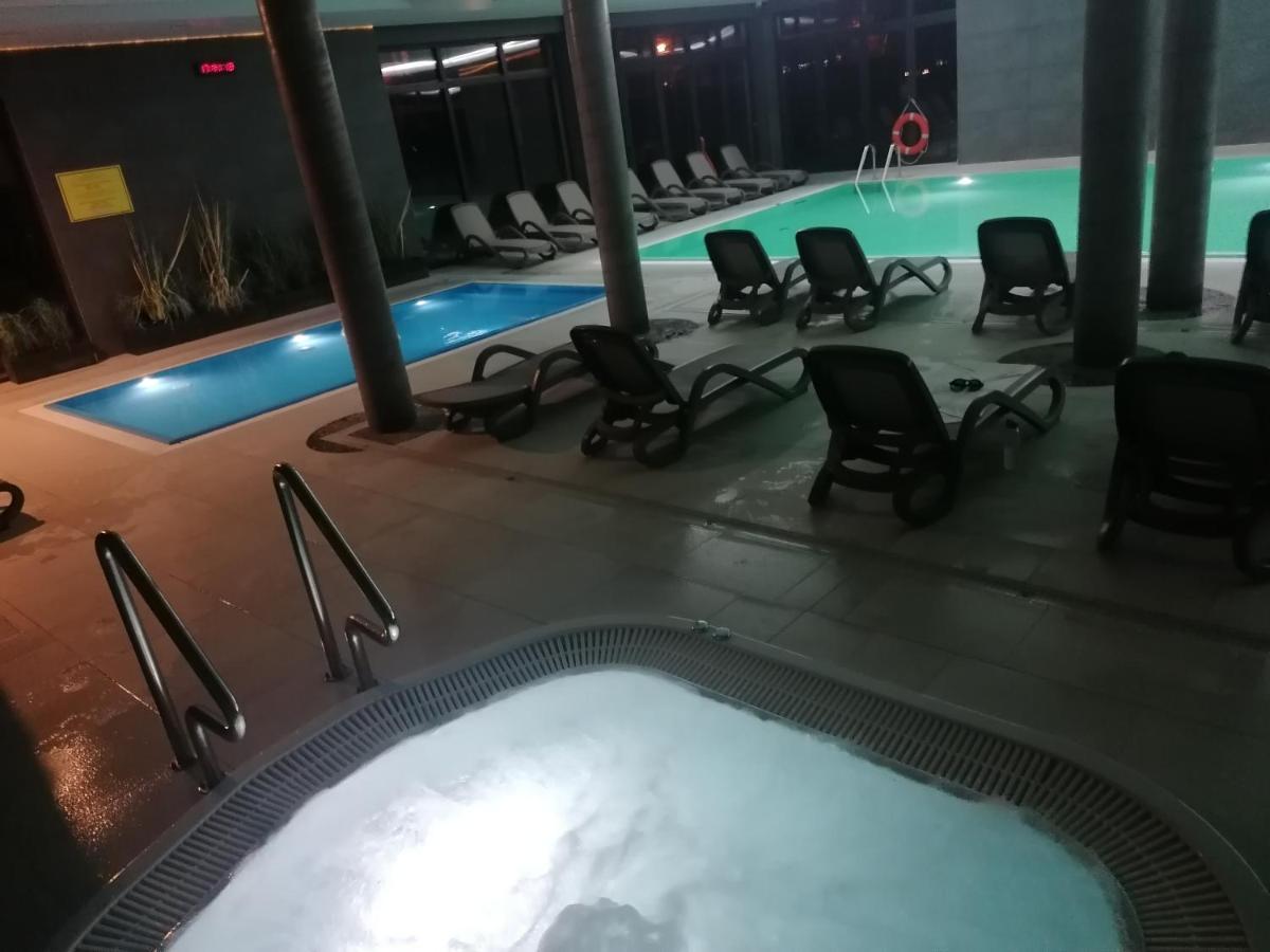 Morze Kolobrzeg Basen Kryty Apartment Exterior foto