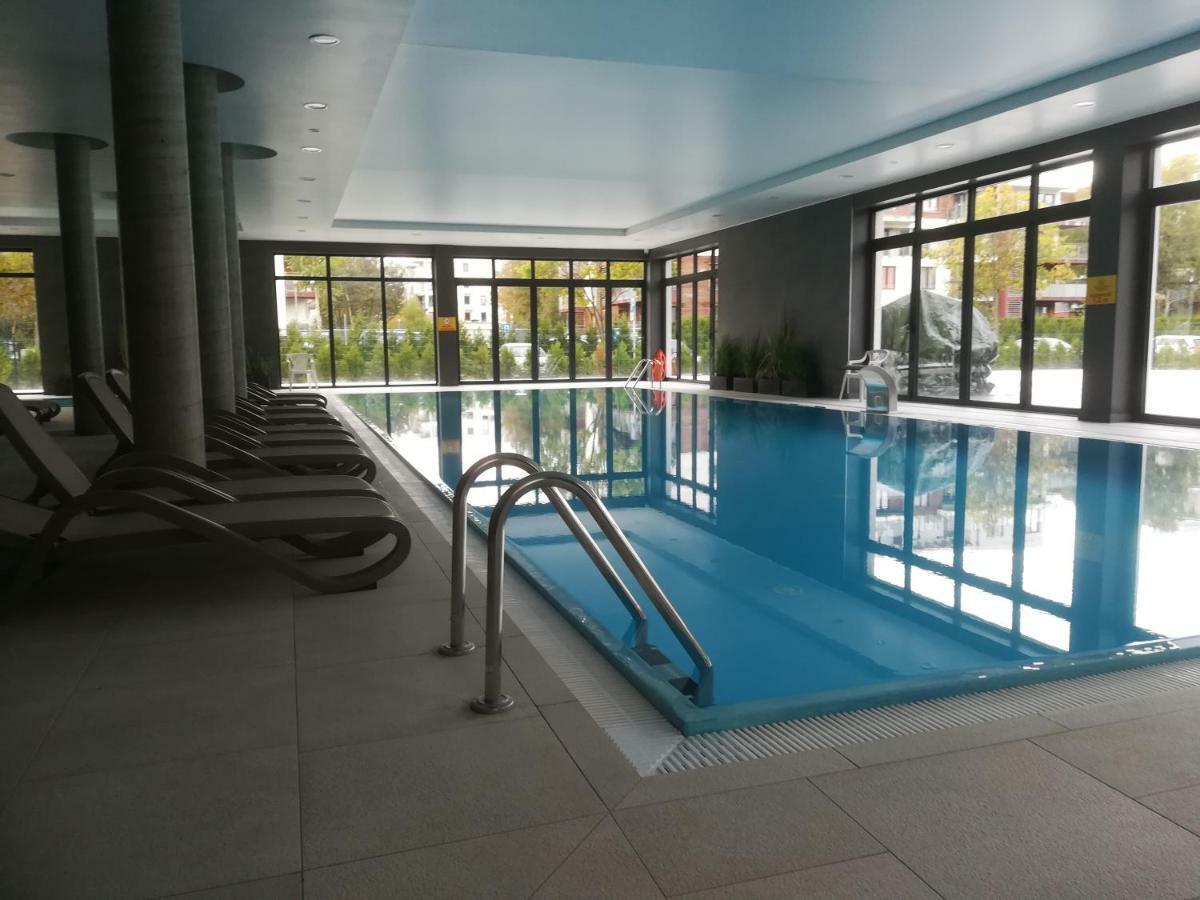 Morze Kolobrzeg Basen Kryty Apartment Exterior foto